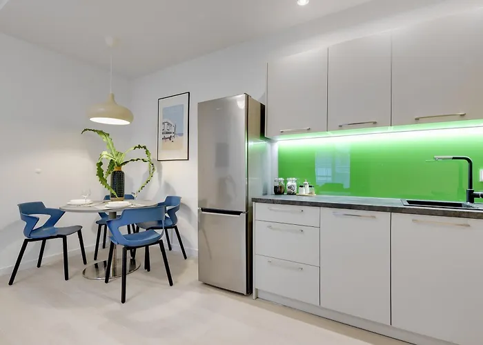 Chopina 29 - Blisko Plazy I Monte Cassino Z Parkingiem By Lion Апартаменты Сопот